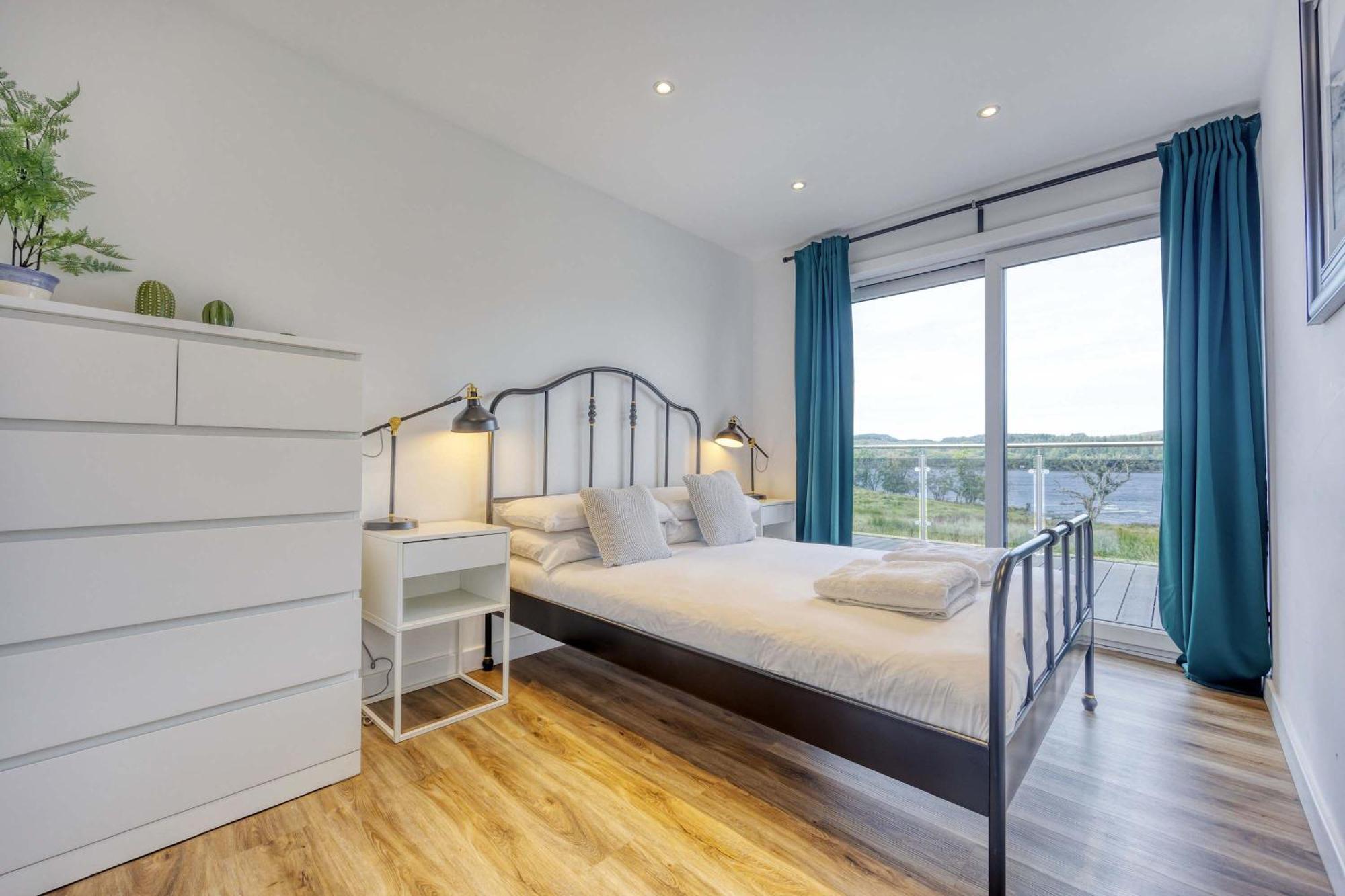 New Build Lodge With Stunning Views Of Loch Awe Hayfield  外观 照片
